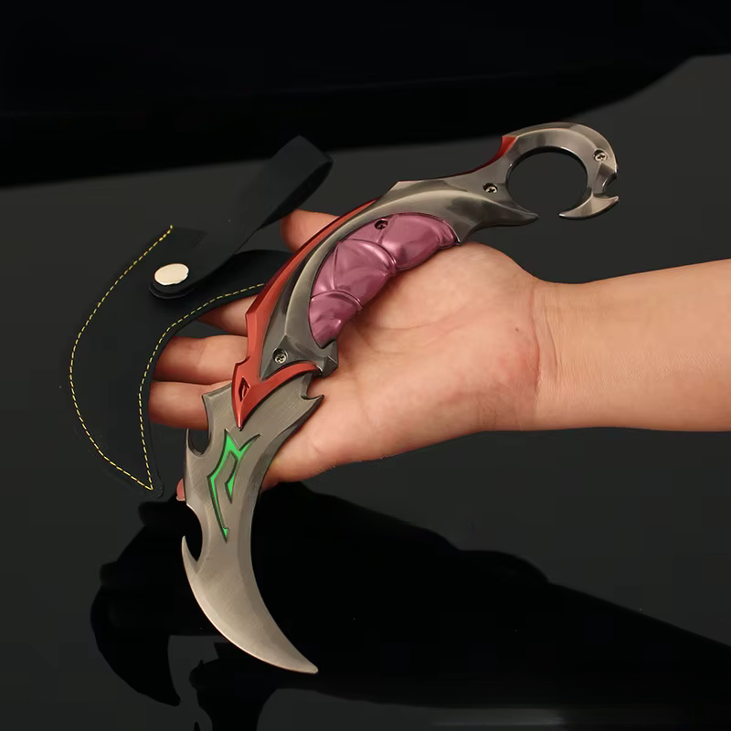 Karambit Reaver